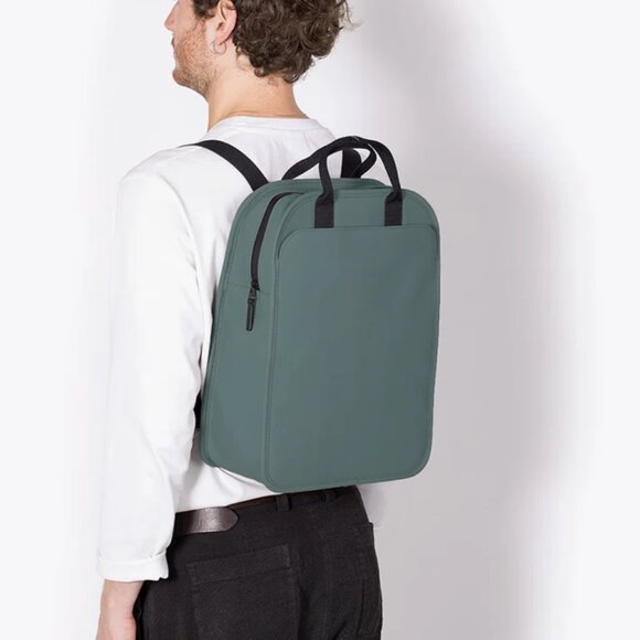 Ucon Acrobatics Berlin - Alison Medium Backpack in Pine Green - Picture 6 of 7